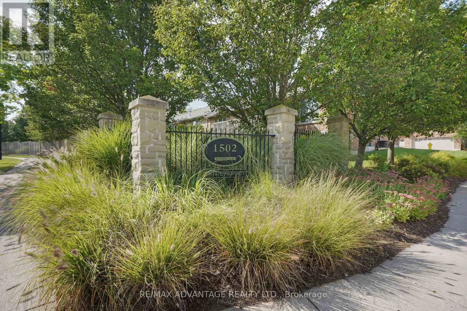 42 - 1502 WARBLER WOODS WALK, #42