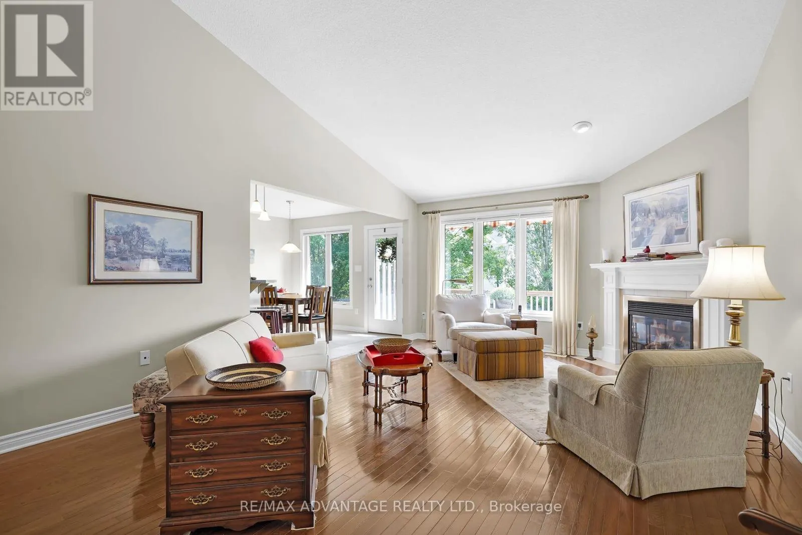 42 - 1502 WARBLER WOODS WALK, #42