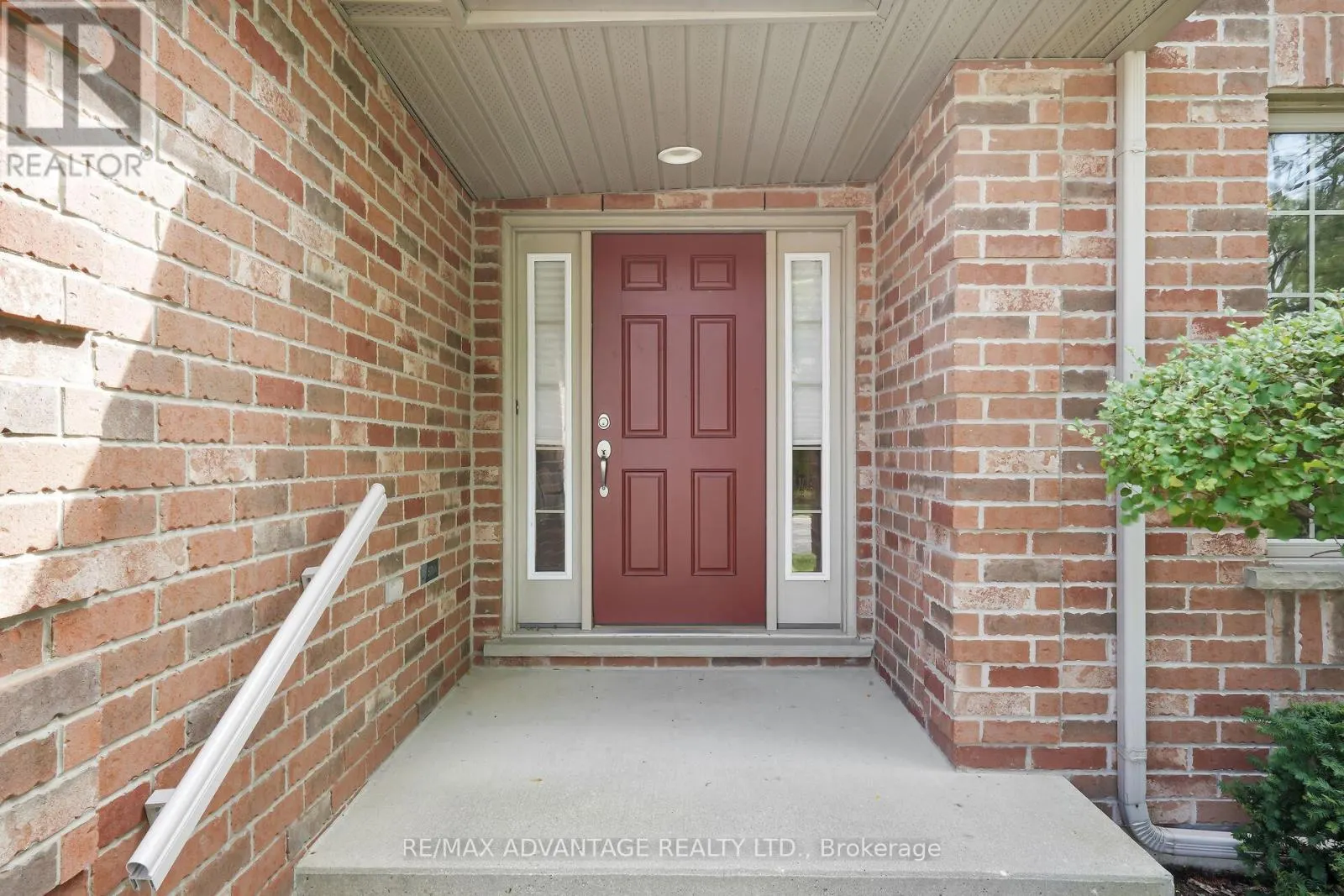 42 - 1502 WARBLER WOODS WALK, #42