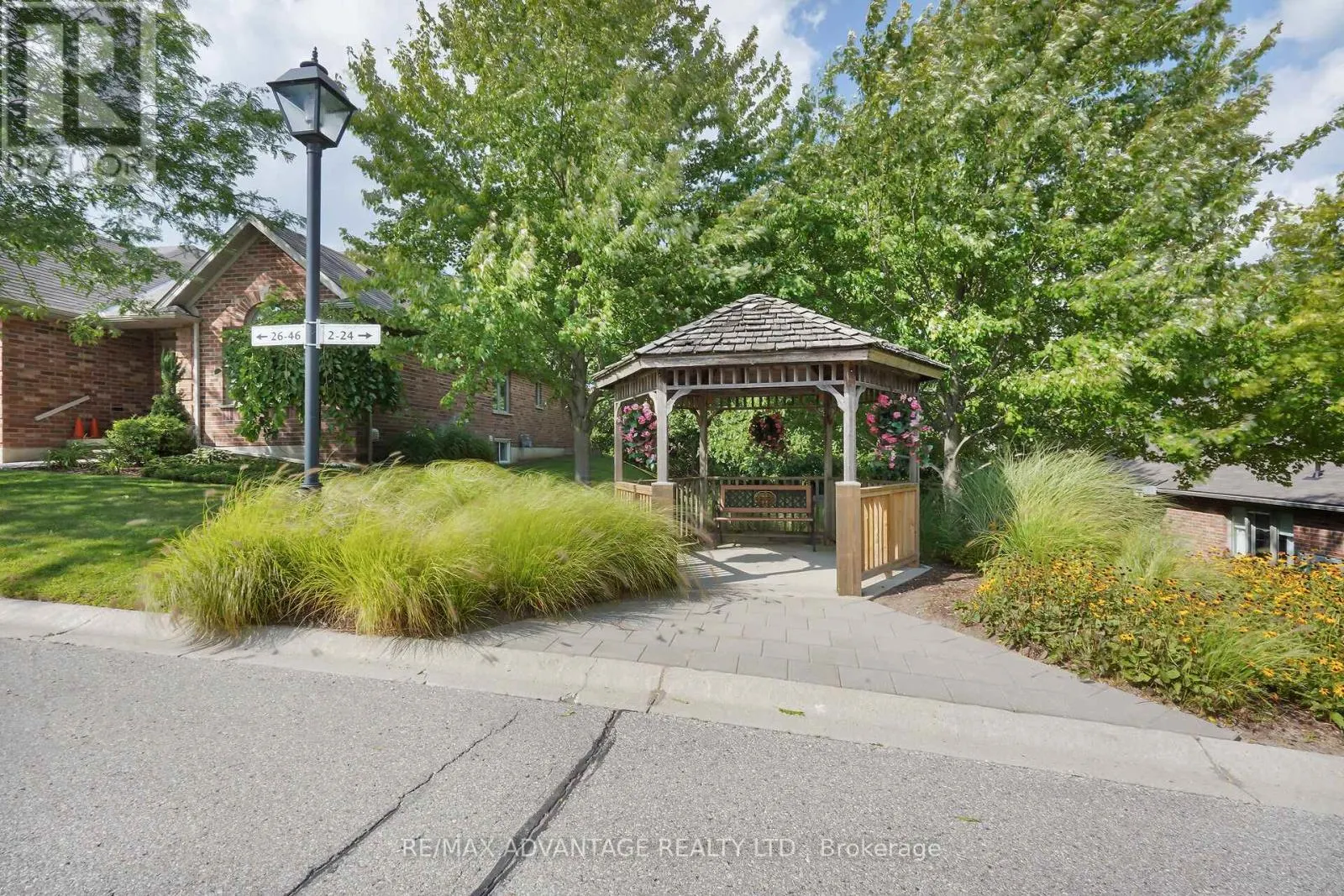 42 - 1502 WARBLER WOODS WALK, #42