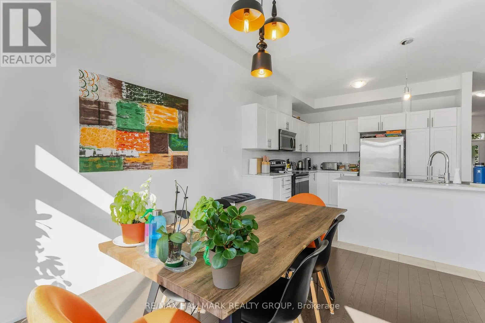 132 TURQUOISE STREET