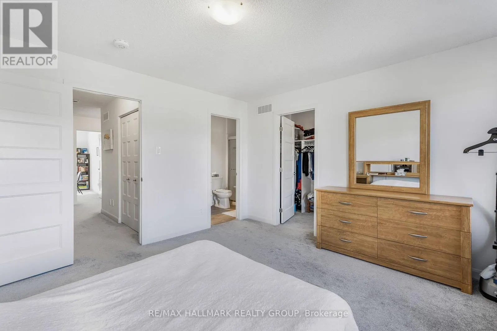 132 TURQUOISE STREET