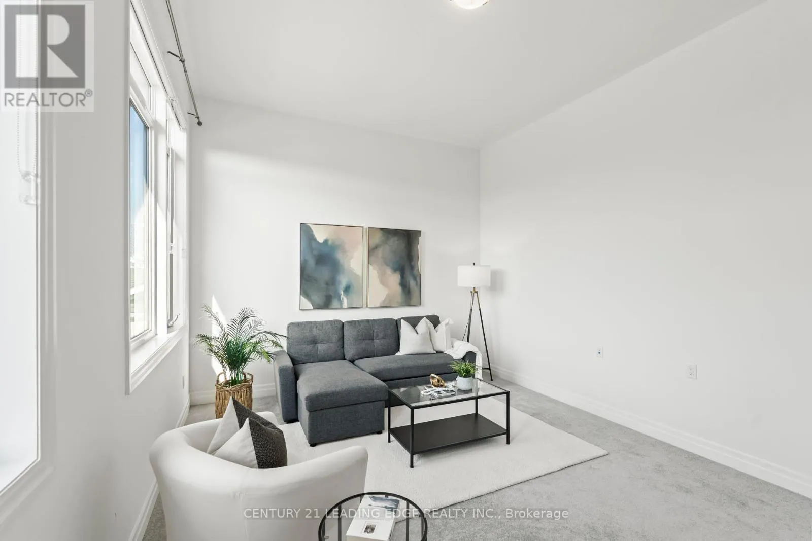 43 WILLIAM NADOR STREET