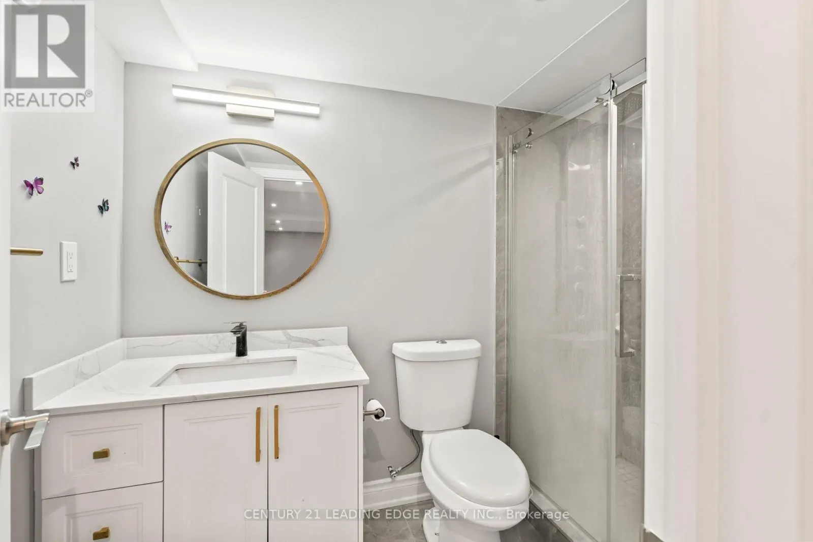 43 WILLIAM NADOR STREET