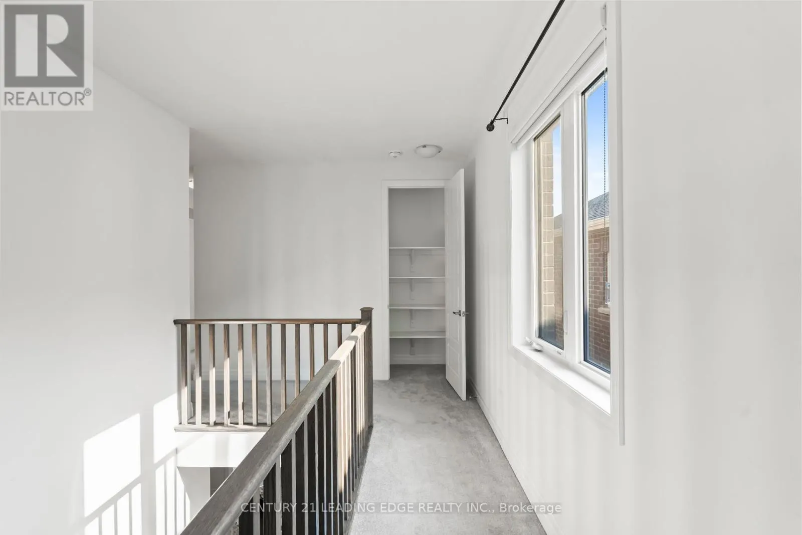 43 WILLIAM NADOR STREET