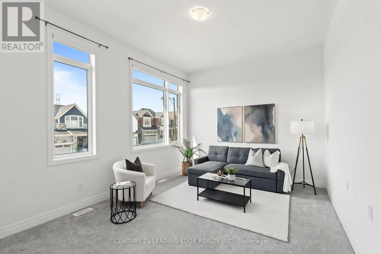 43 WILLIAM NADOR STREET