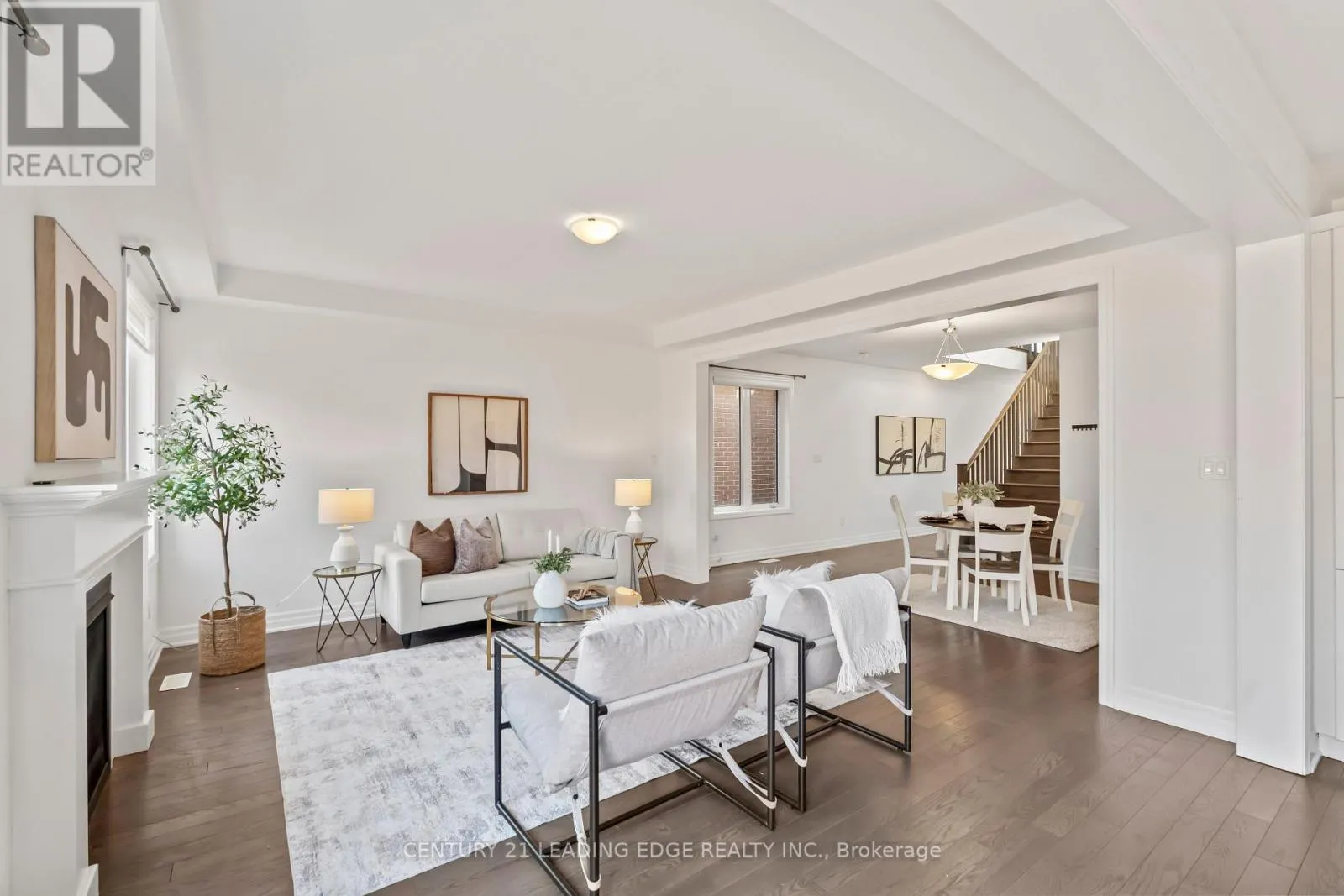 43 WILLIAM NADOR STREET