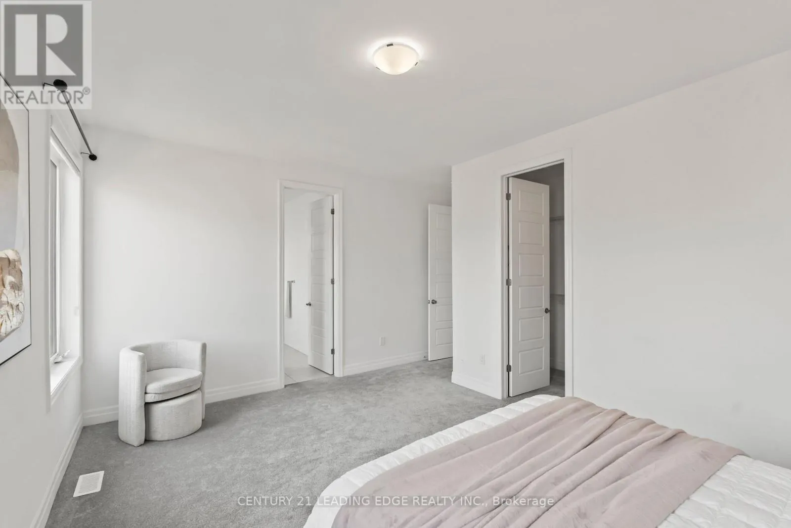 43 WILLIAM NADOR STREET