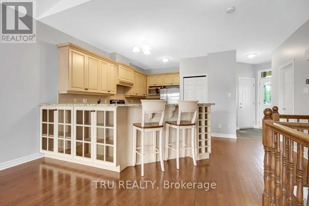 108 VILLAGEVIEW PRIVATE