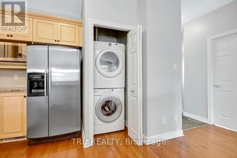 108 VILLAGEVIEW PRIVATE