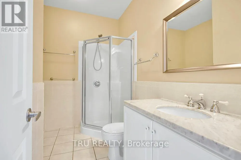 108 VILLAGEVIEW PRIVATE