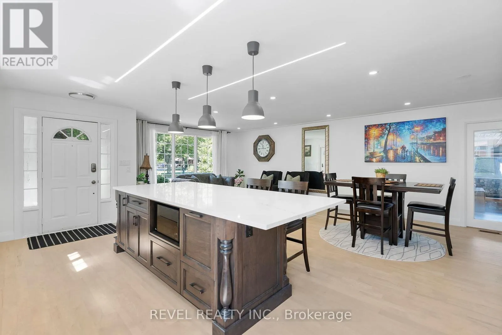 36 CAMBRIA DRIVE