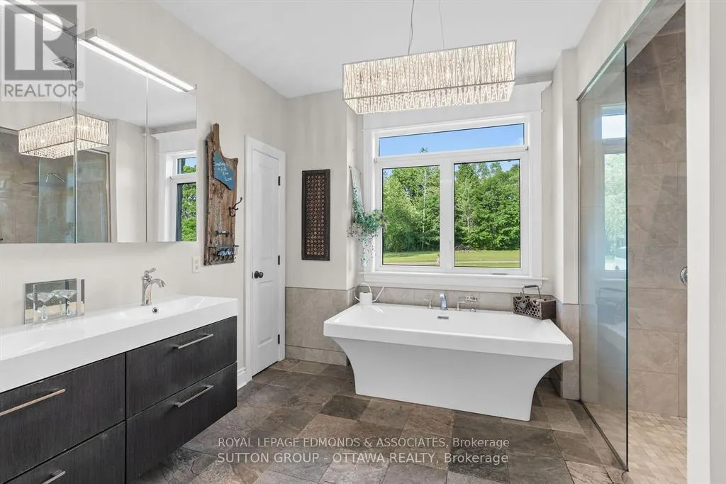 1448 WOITO STATION ROAD
