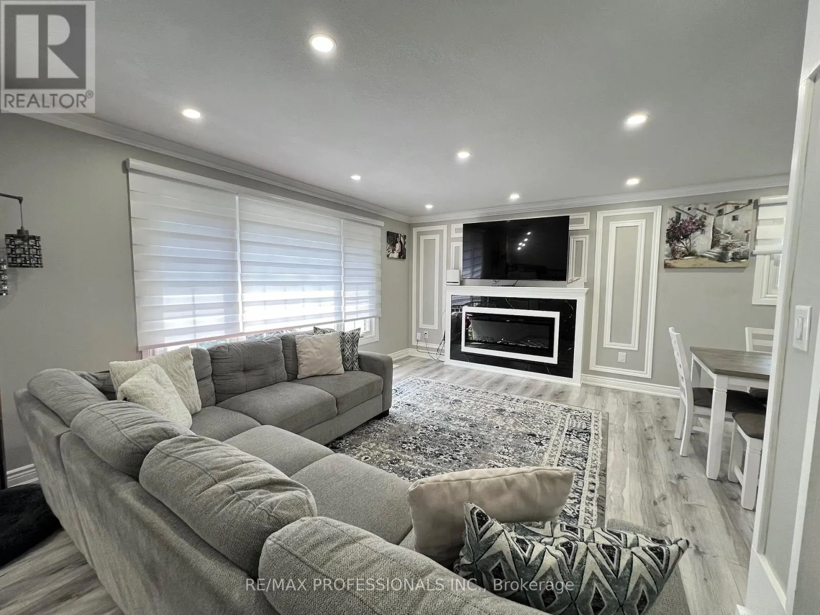 27 RIVERDALE DRIVE