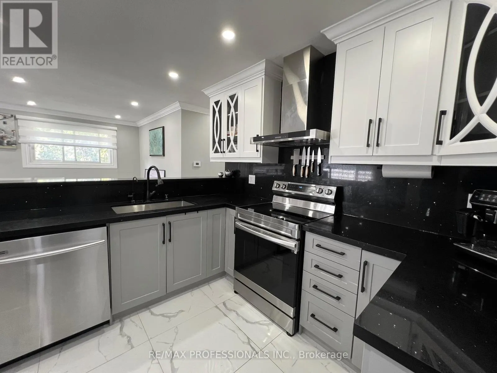 27 RIVERDALE DRIVE