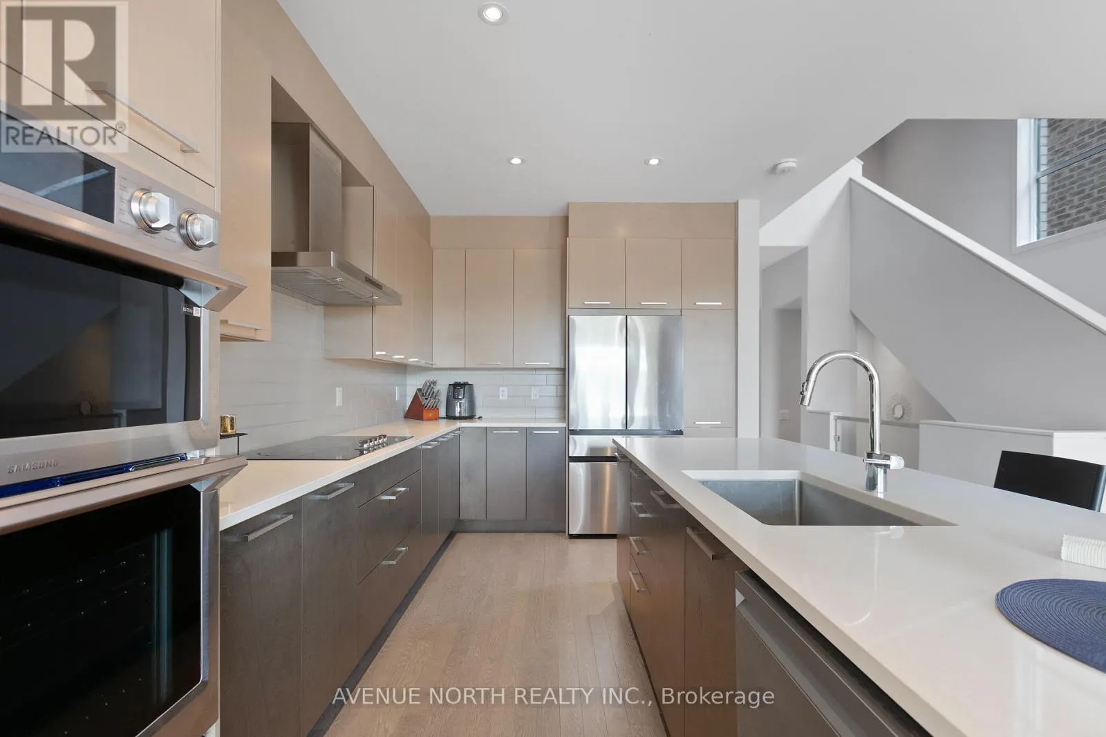 244 SHUTTLEWORTH DRIVE
