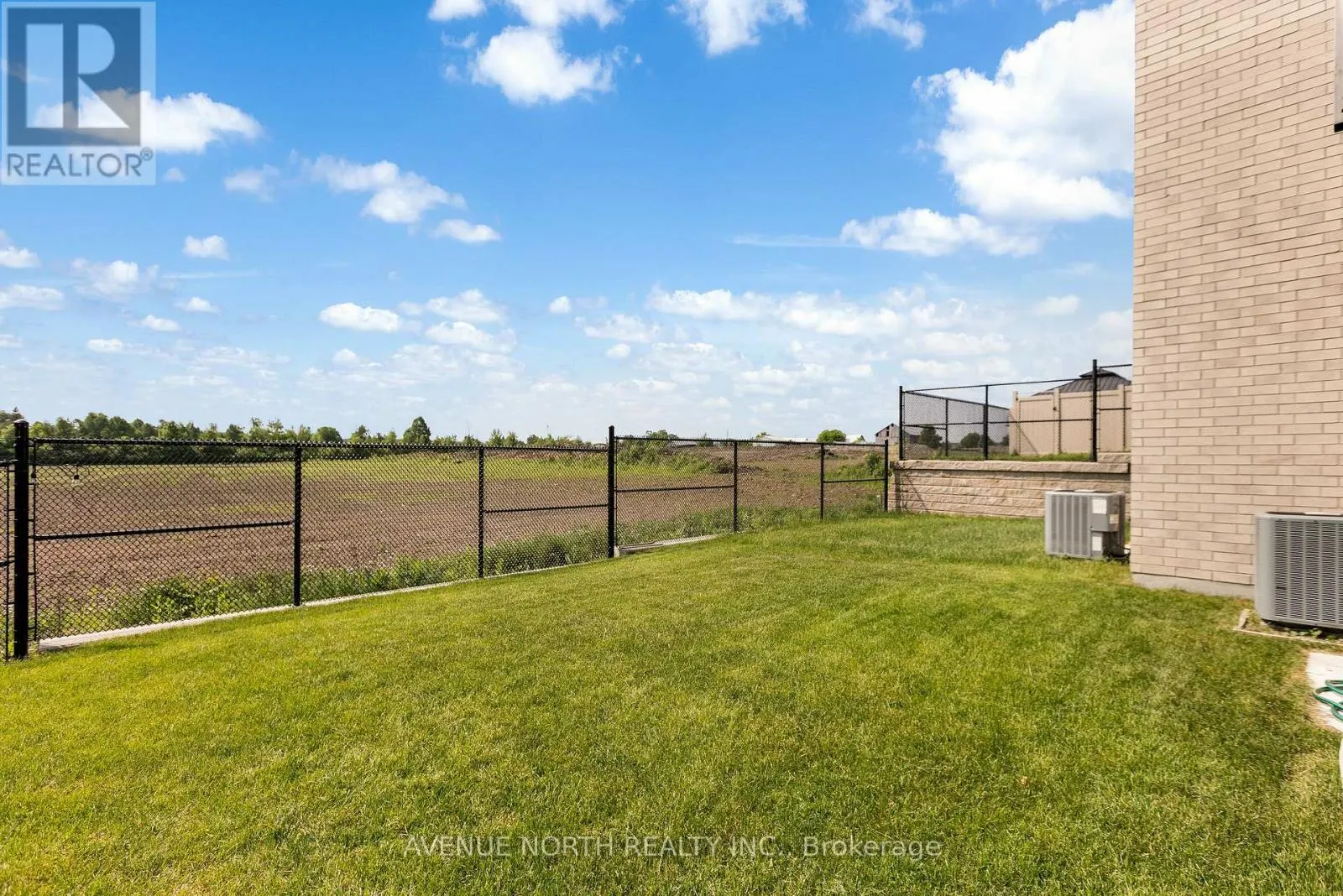 244 SHUTTLEWORTH DRIVE