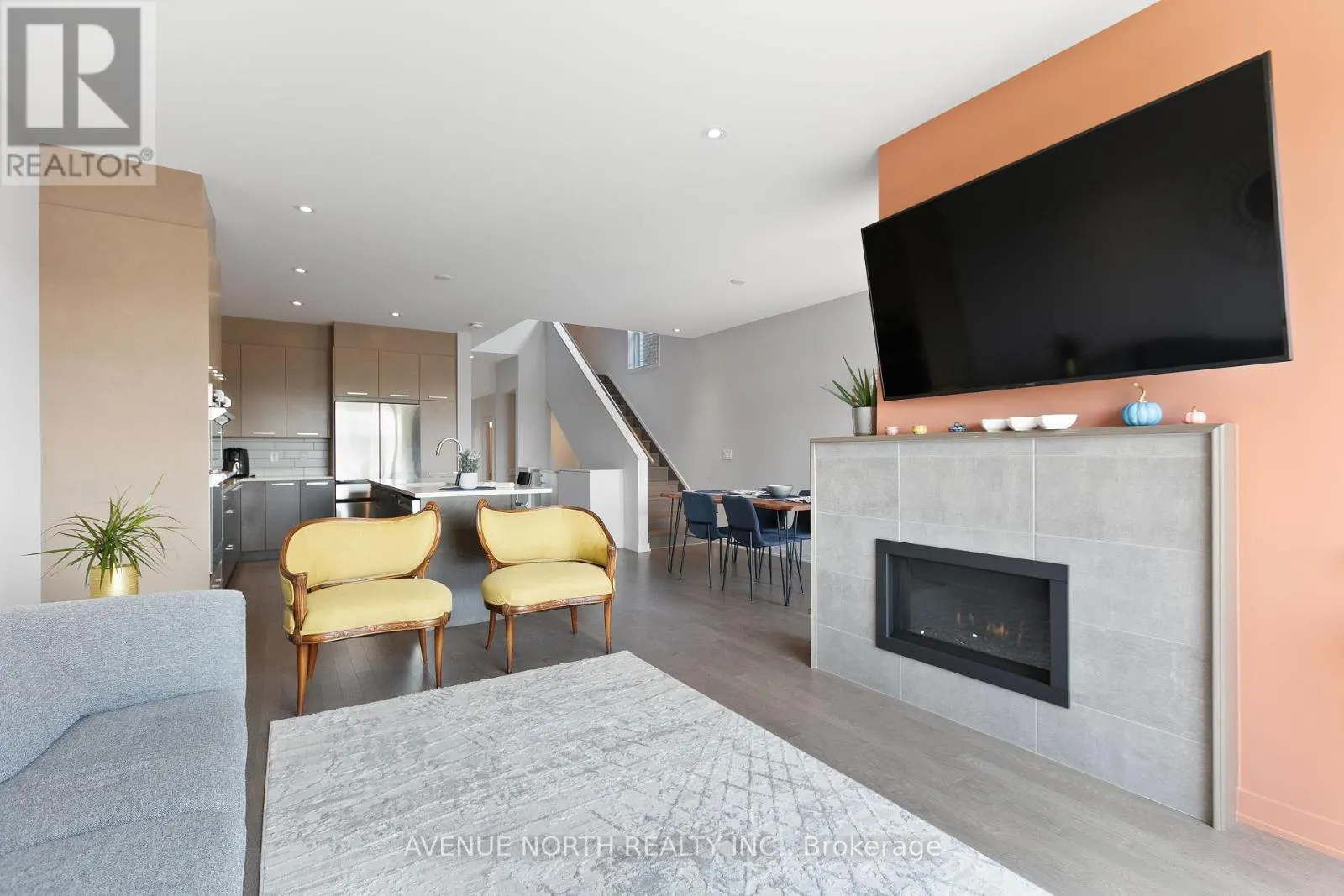 244 SHUTTLEWORTH DRIVE