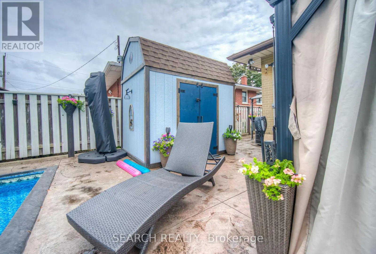 3 KENWOOD CRESCENT