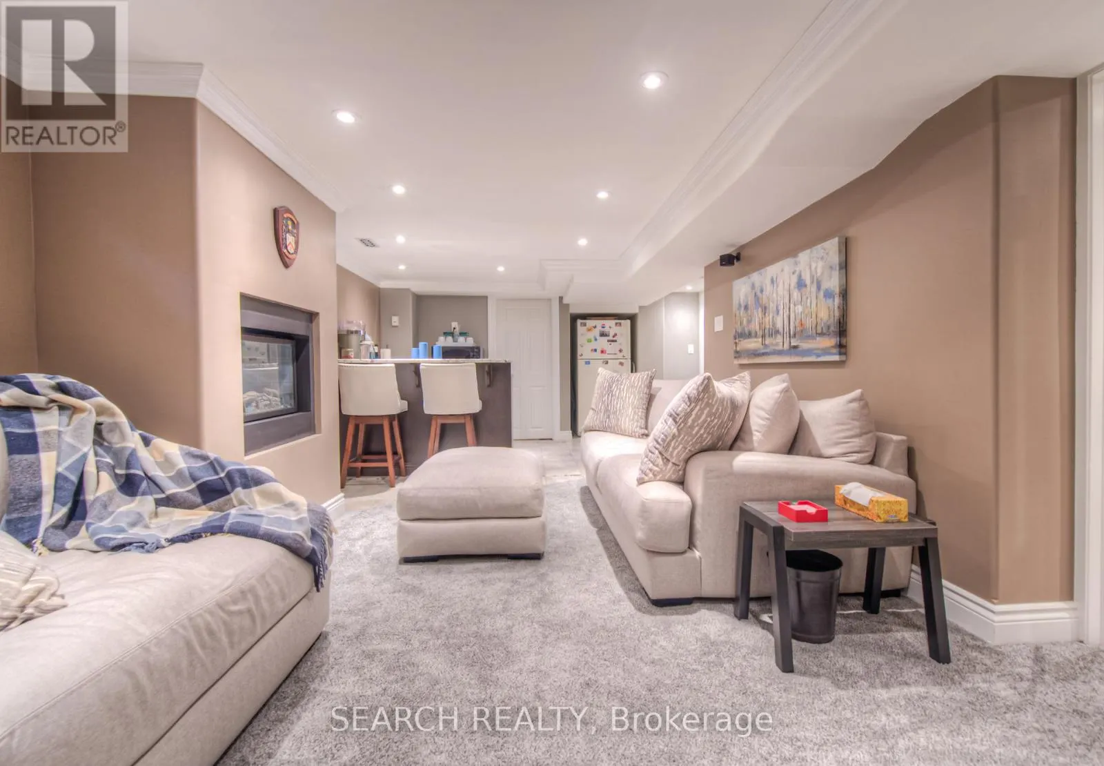 3 KENWOOD CRESCENT