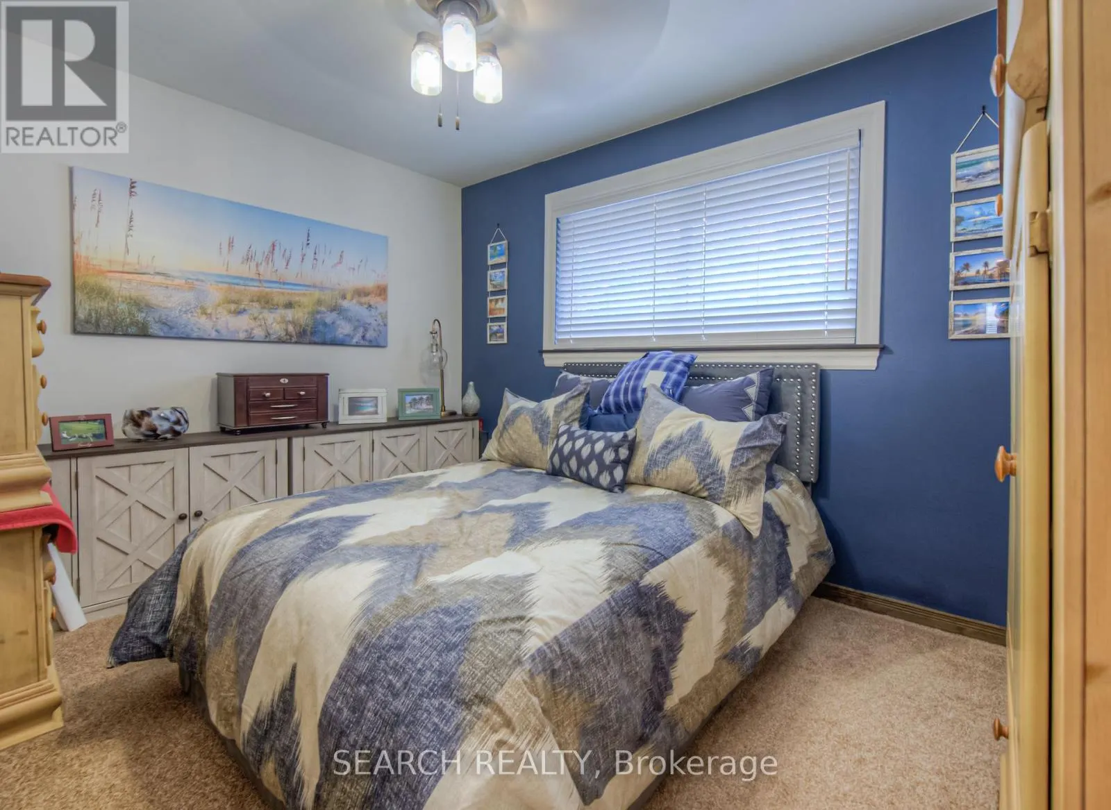 3 KENWOOD CRESCENT