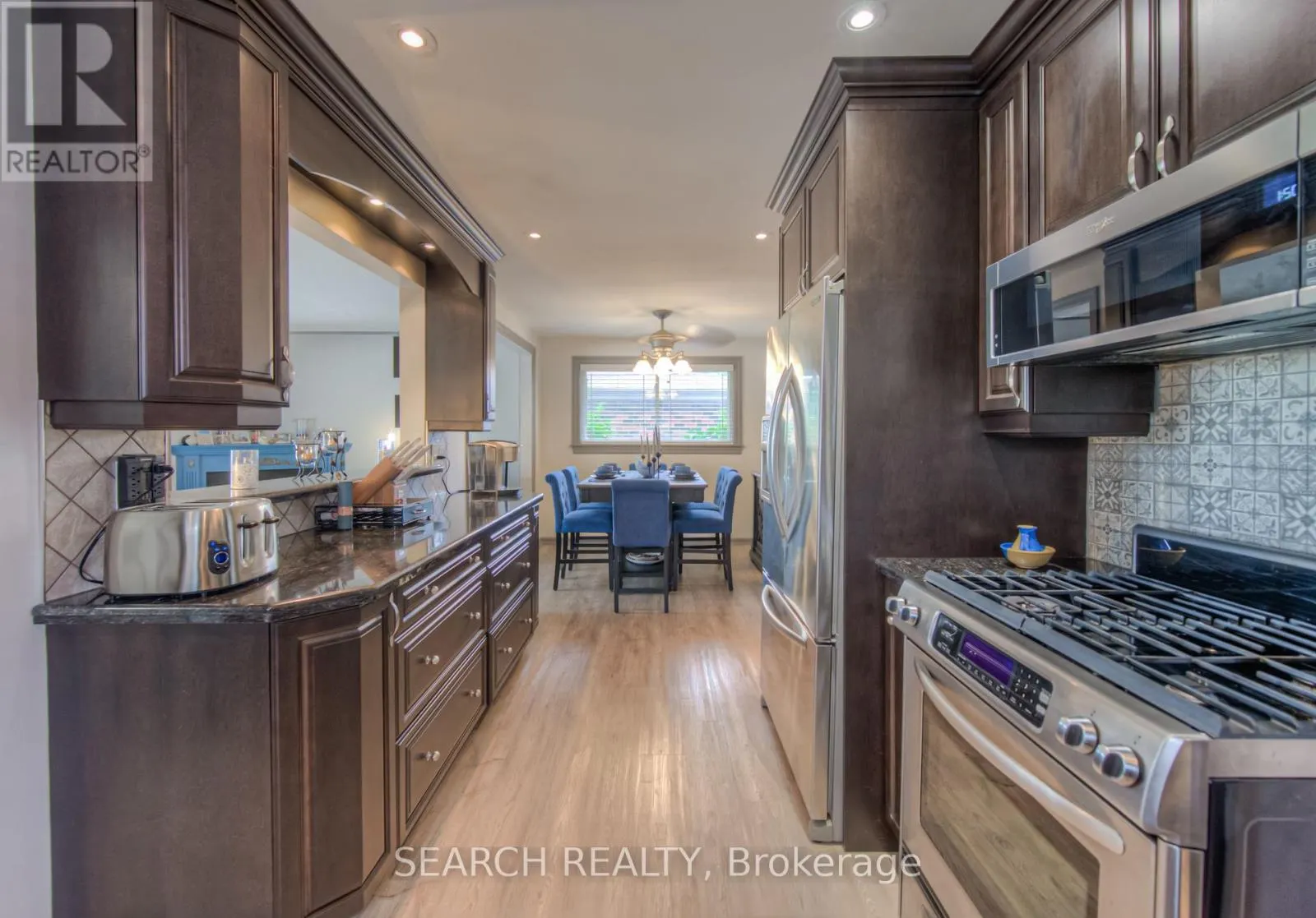 3 KENWOOD CRESCENT