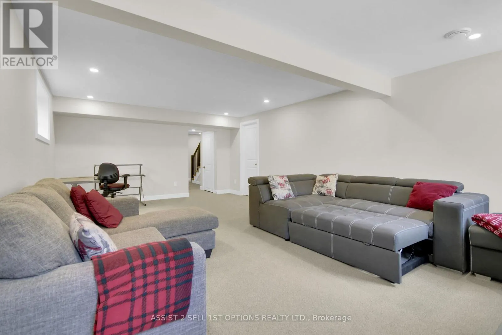 306 WHITHAM CRESCENT