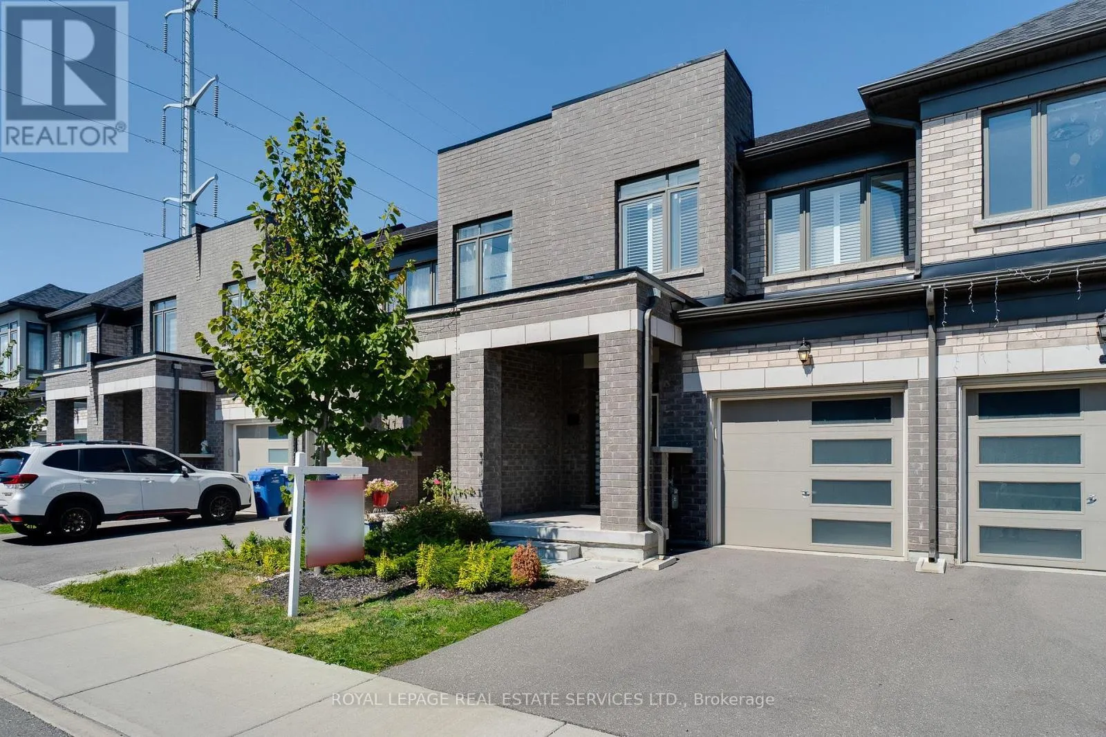 77 - 166 DEERPATH DRIVE