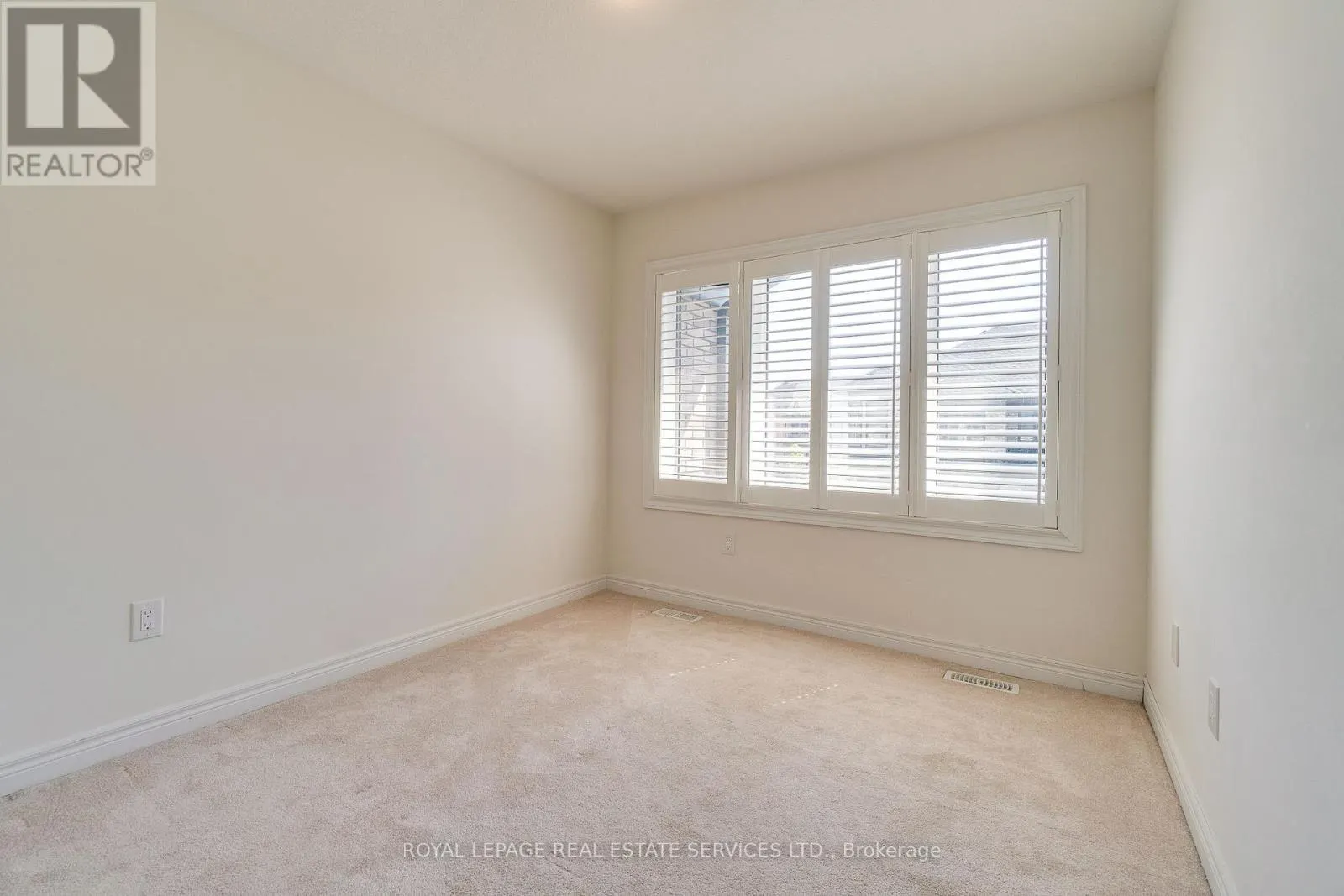77 - 166 DEERPATH DRIVE