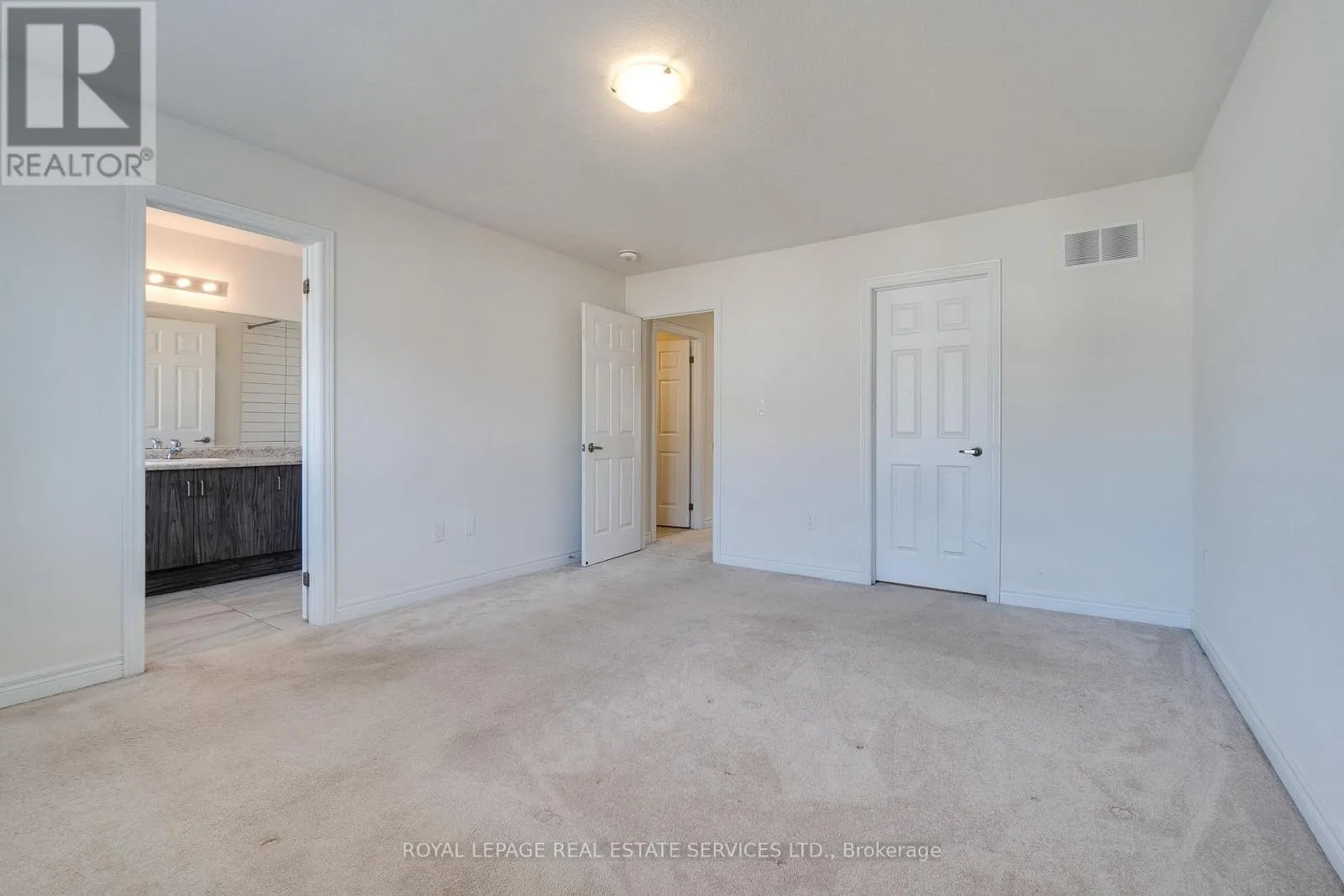 77 - 166 DEERPATH DRIVE