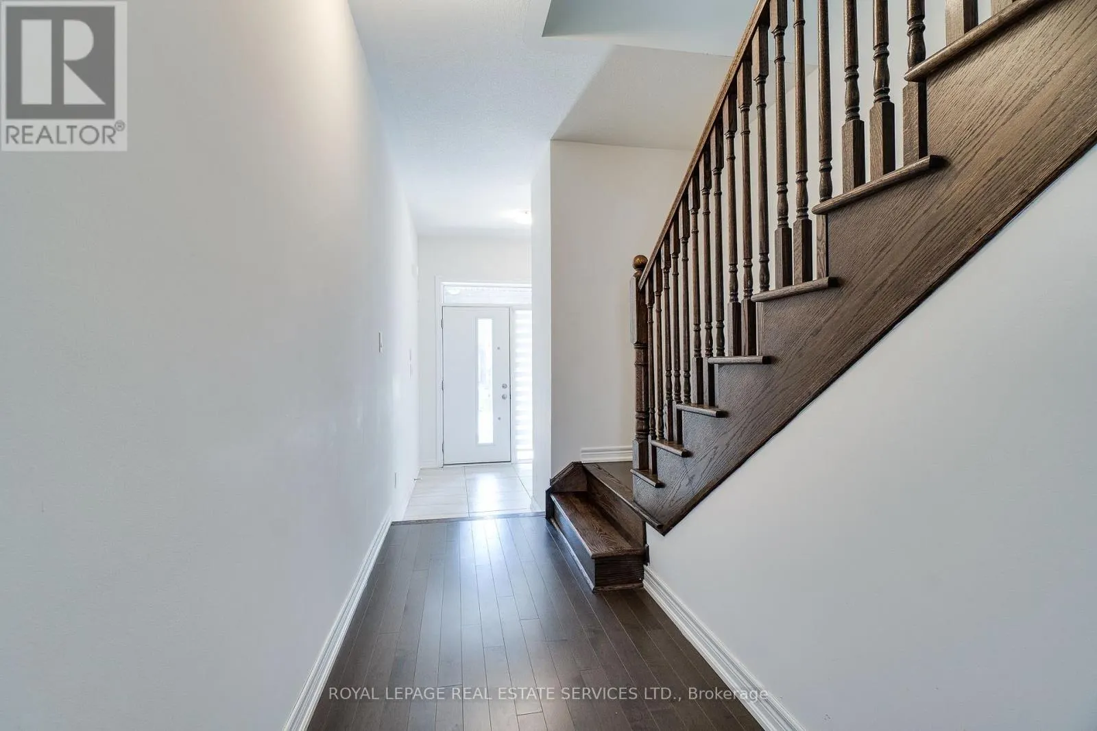 77 - 166 DEERPATH DRIVE