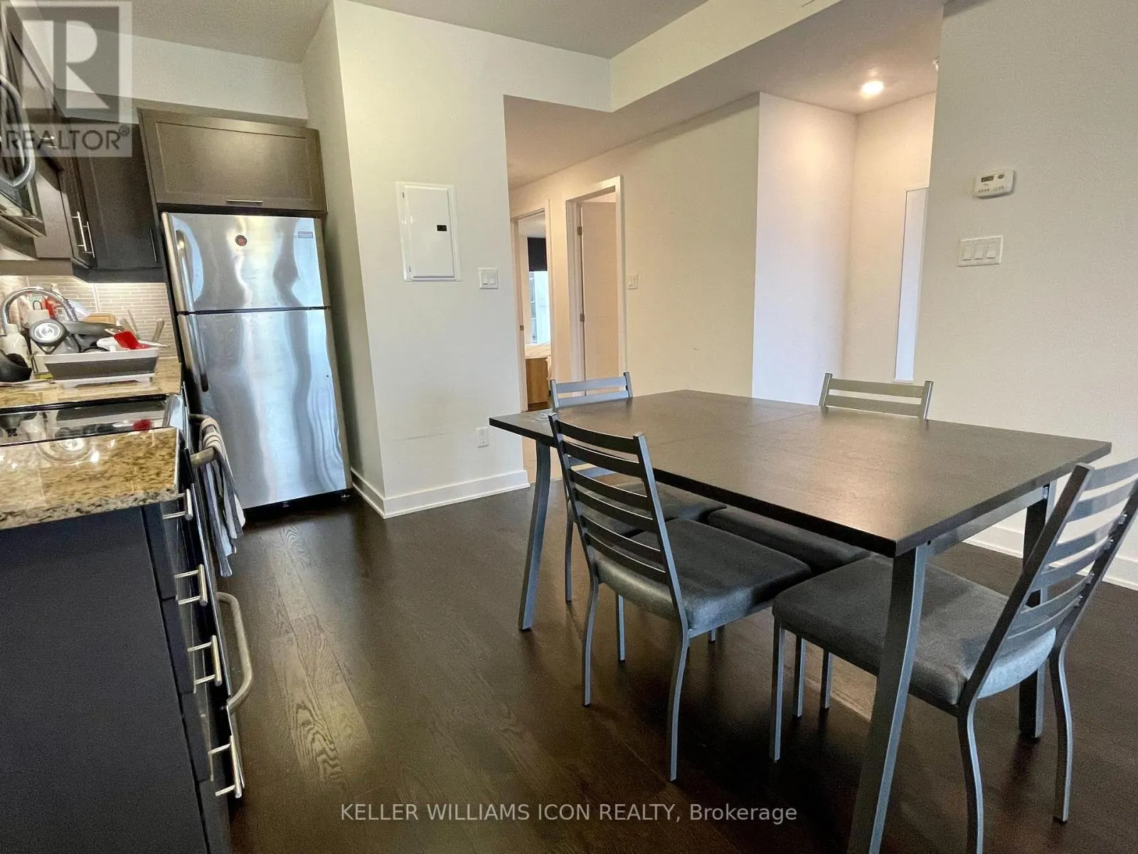 1207 - 40 NEPEAN STREET