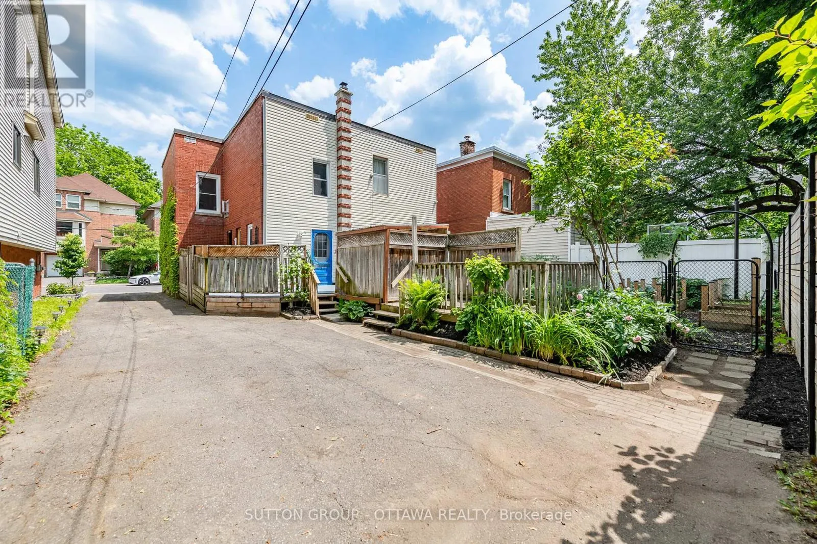 186 MCGILLIVRAY STREET