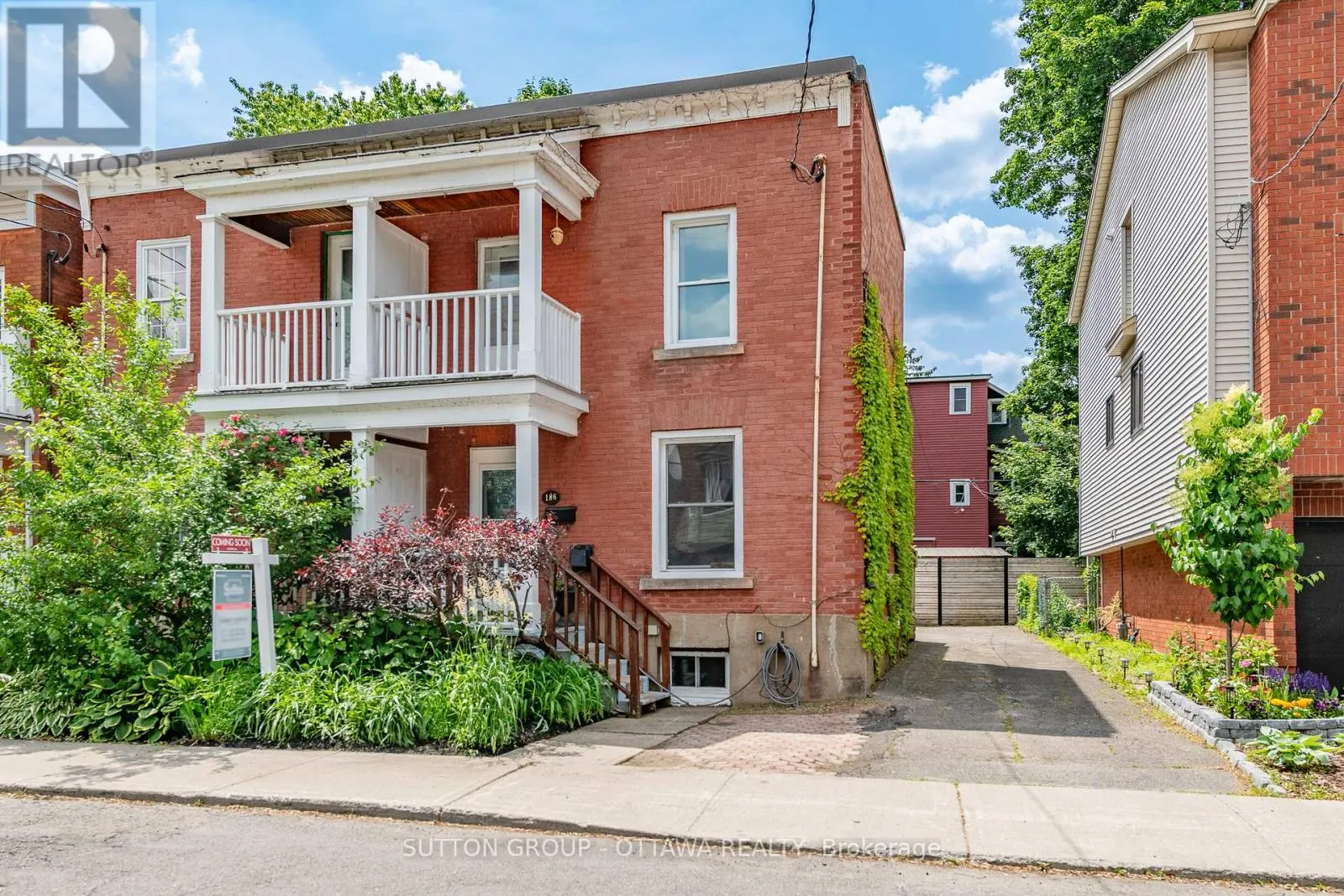 186 MCGILLIVRAY STREET