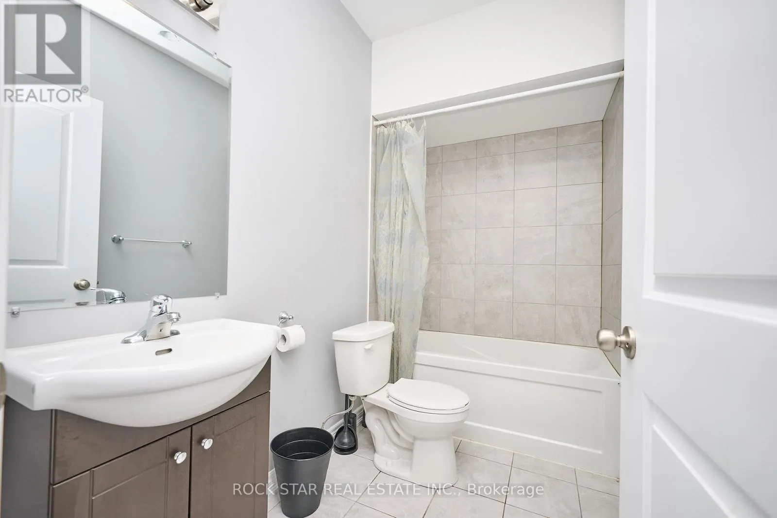 66B BATTLE STREET