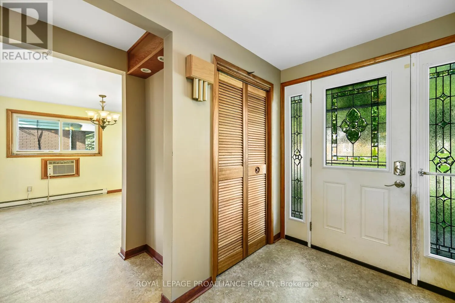 14 DAVISON AVENUE