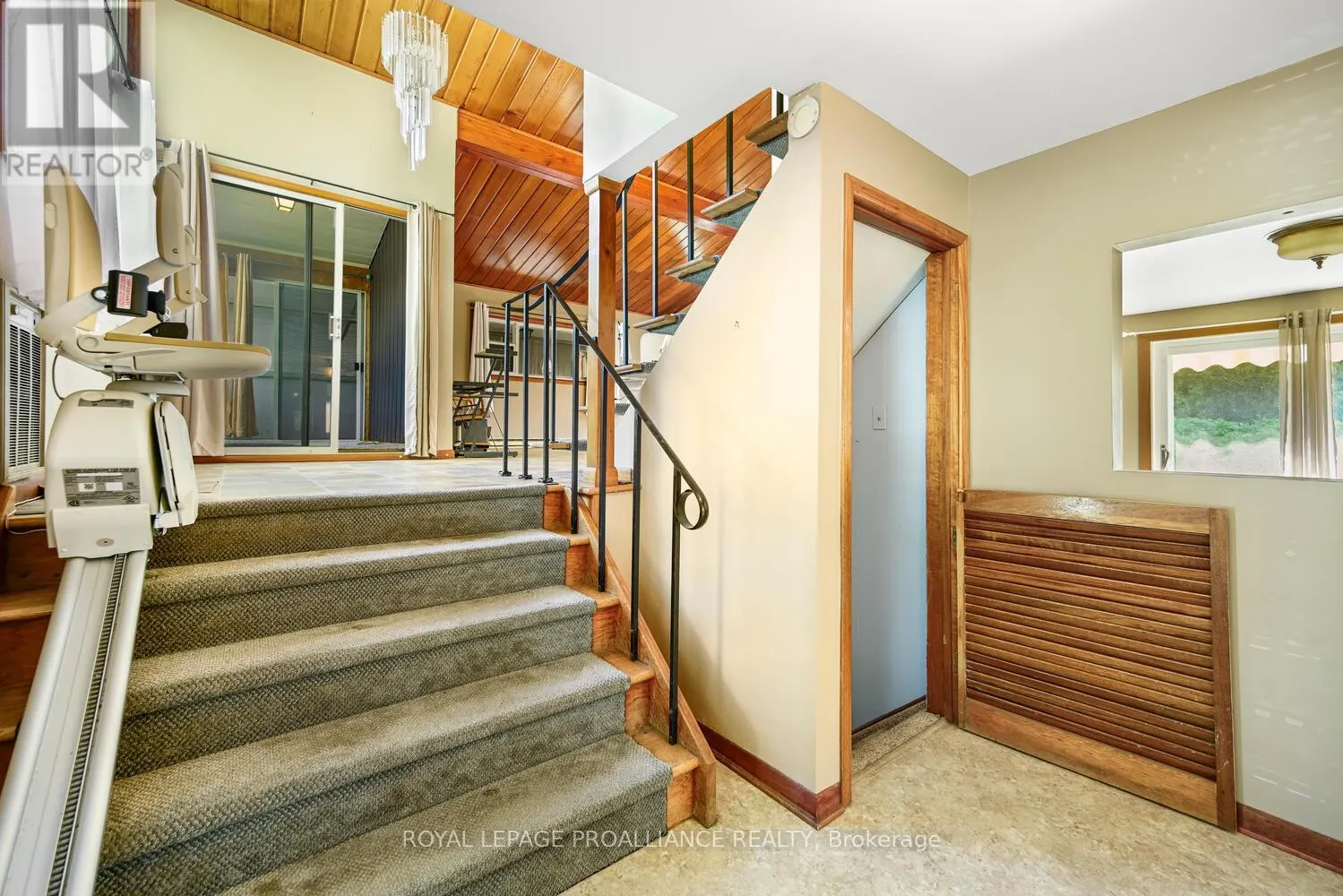 14 DAVISON AVENUE