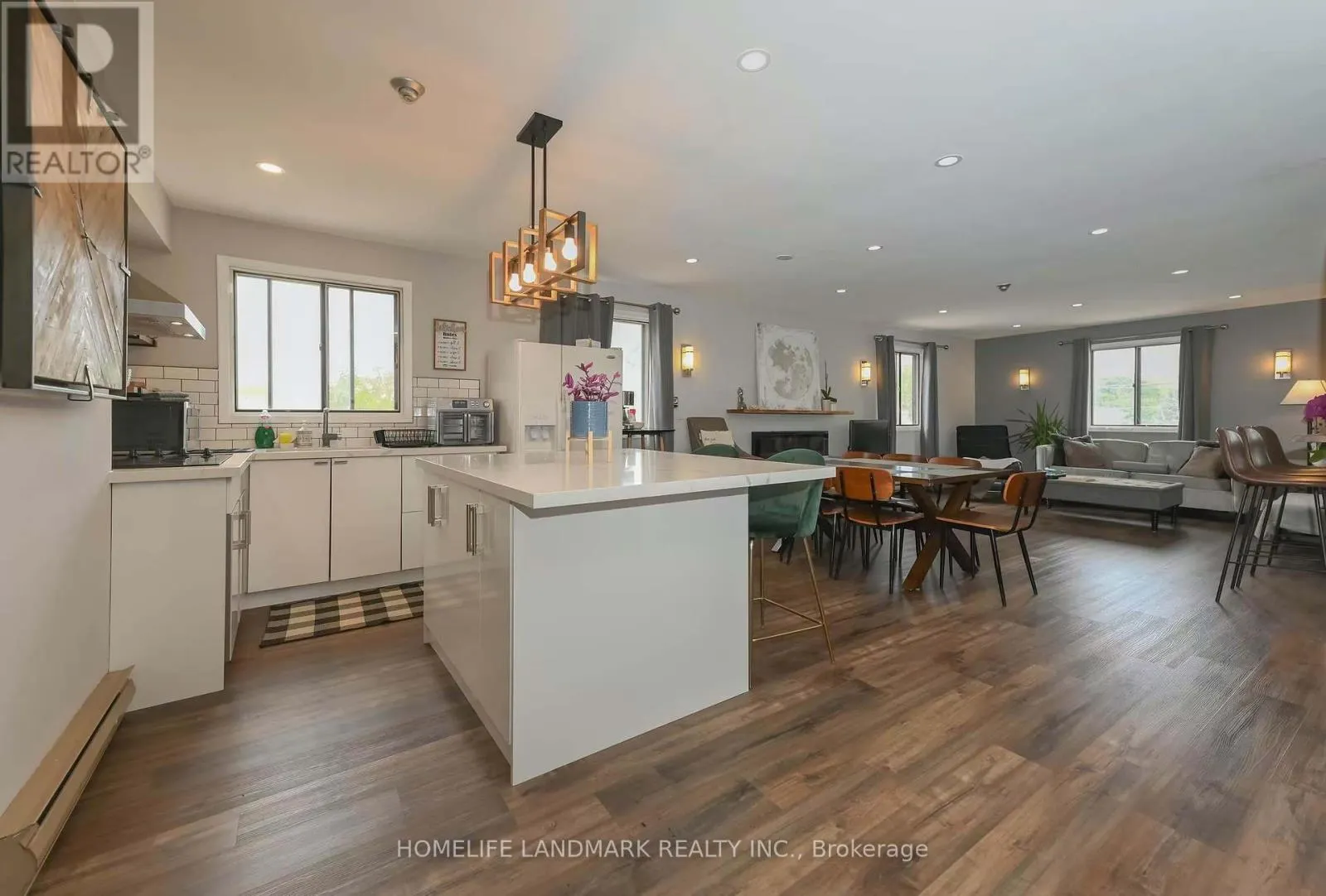 3786 MAIN STREET