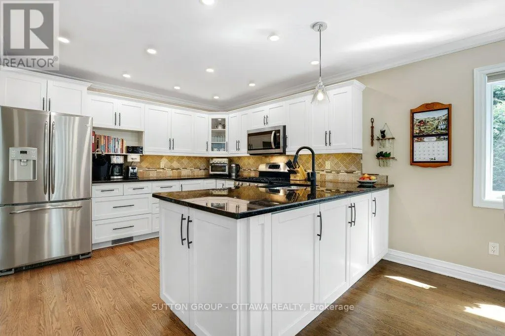 43 FOREST CREEK DRIVE