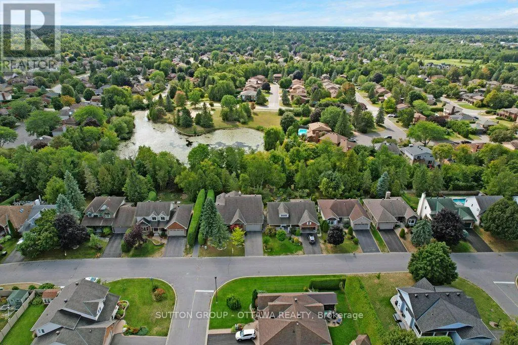 43 FOREST CREEK DRIVE