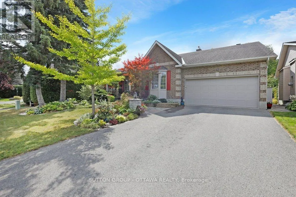 43 FOREST CREEK DRIVE