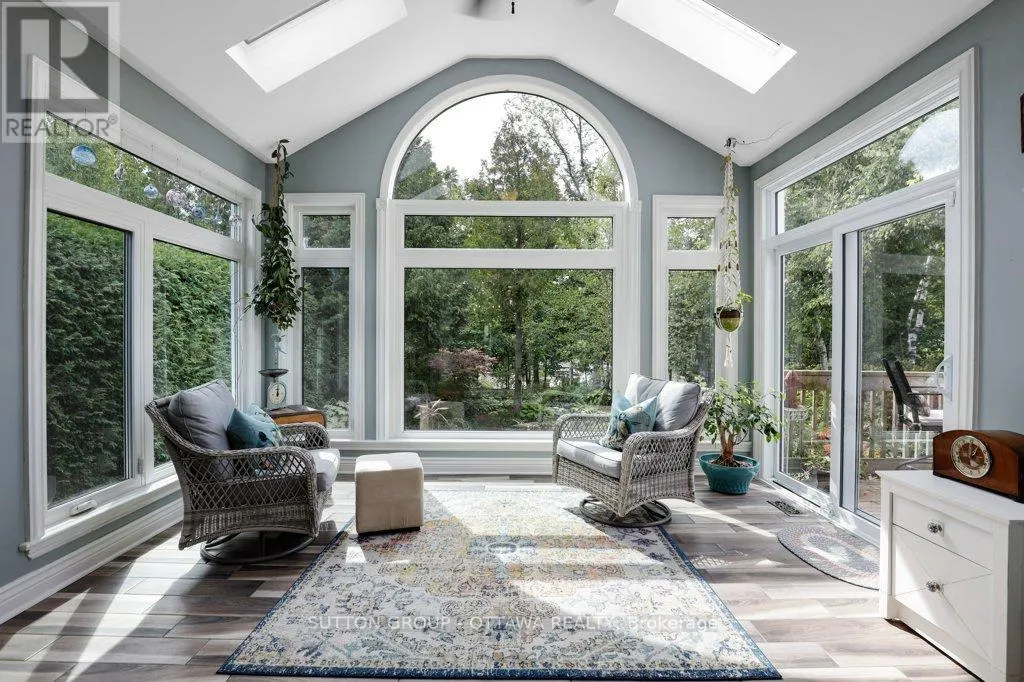 43 FOREST CREEK DRIVE