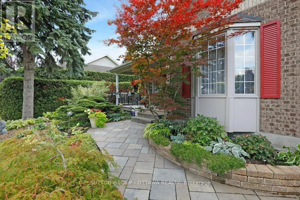 43 FOREST CREEK DRIVE