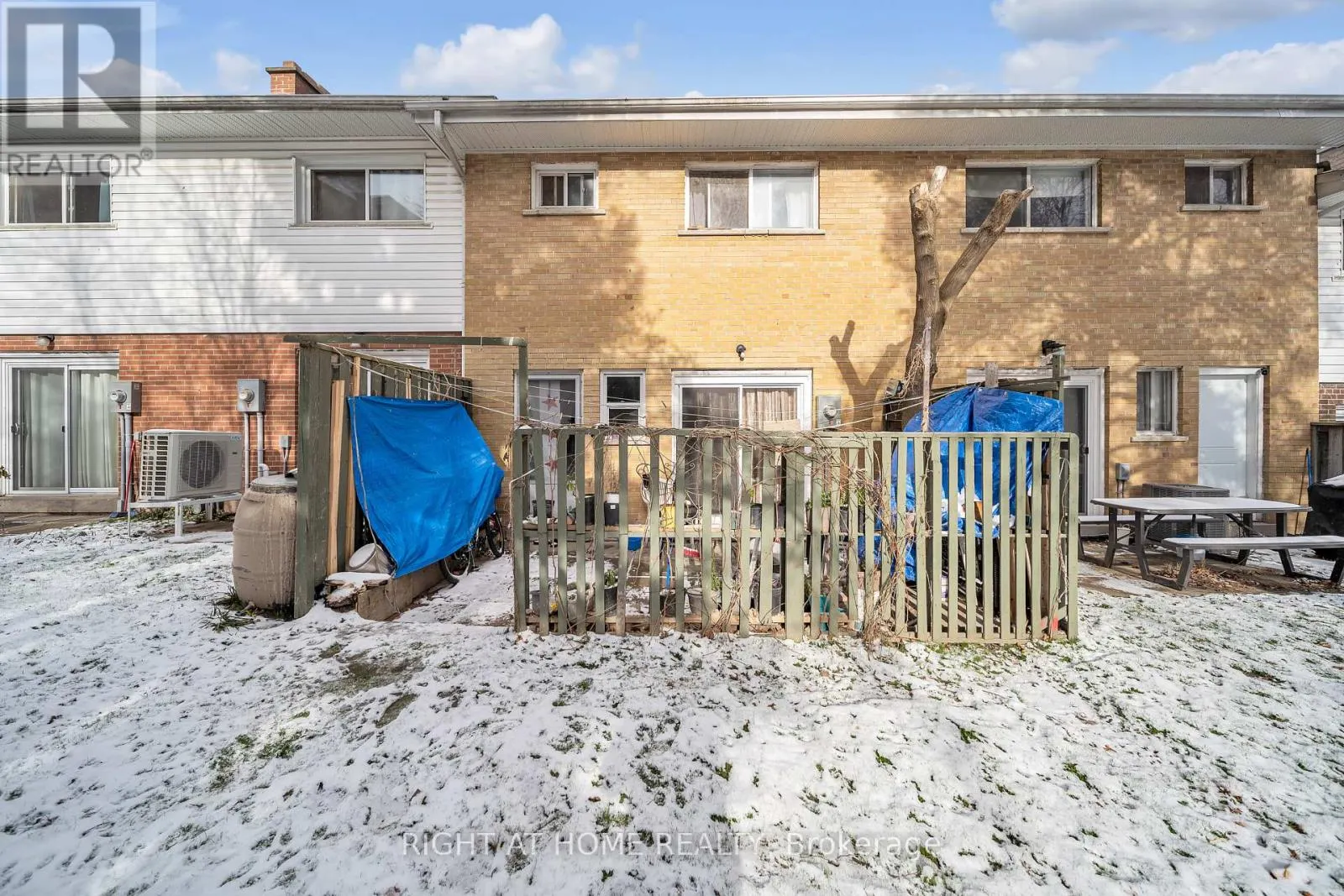 312 WESTCOURT PLACE