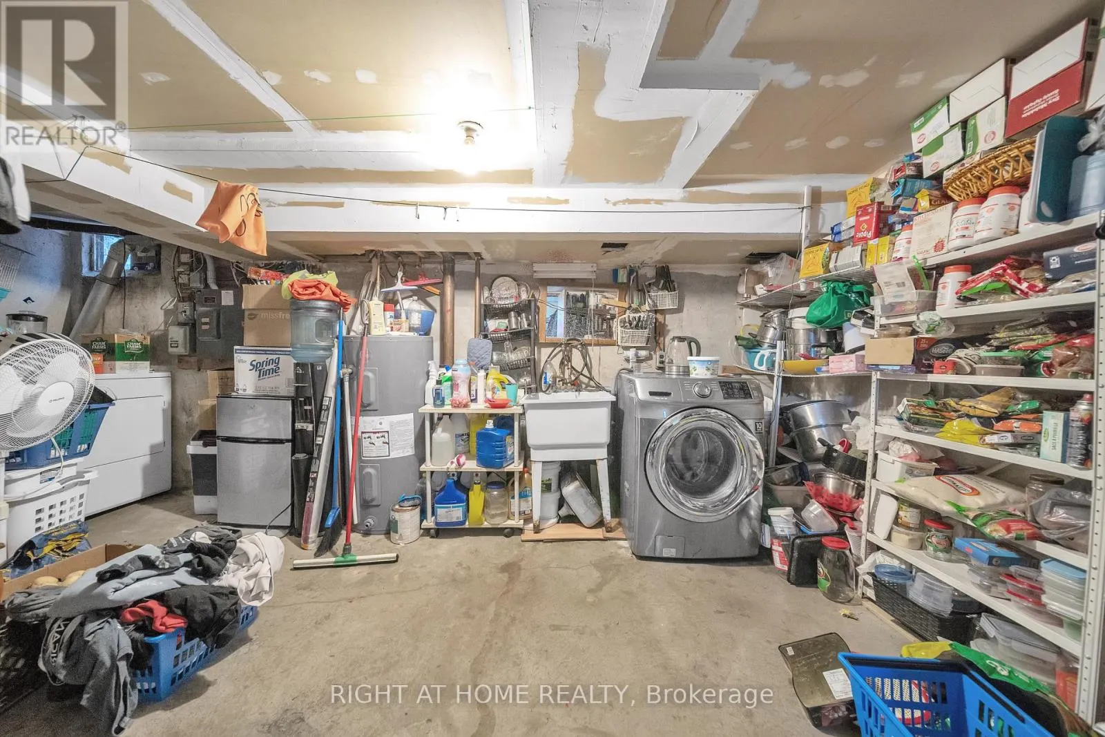 312 WESTCOURT PLACE