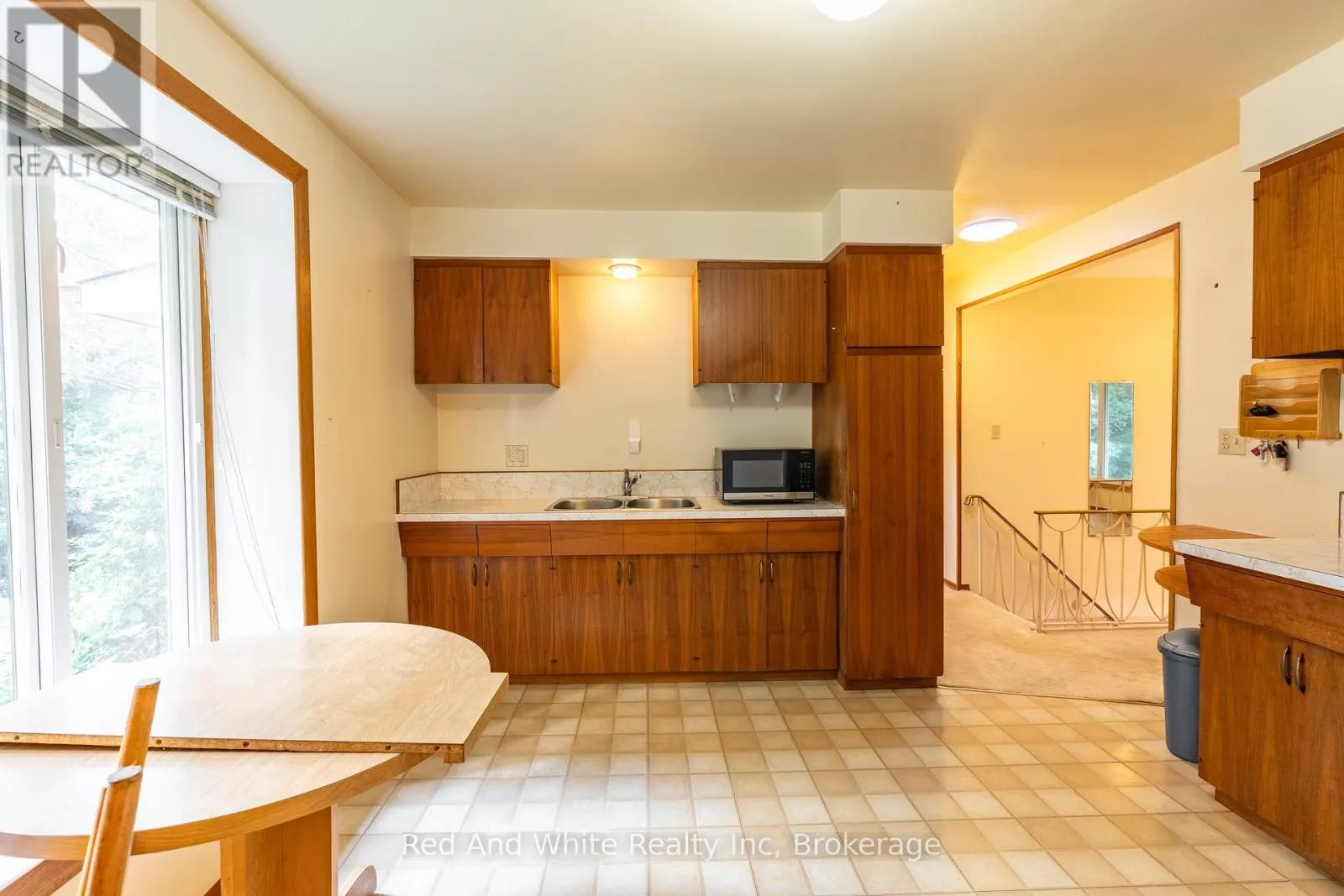 346 JERSEYVILLE ROAD W