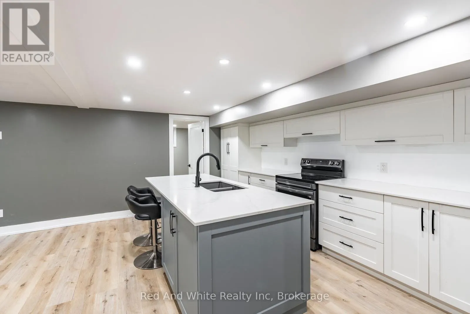 346 JERSEYVILLE ROAD W