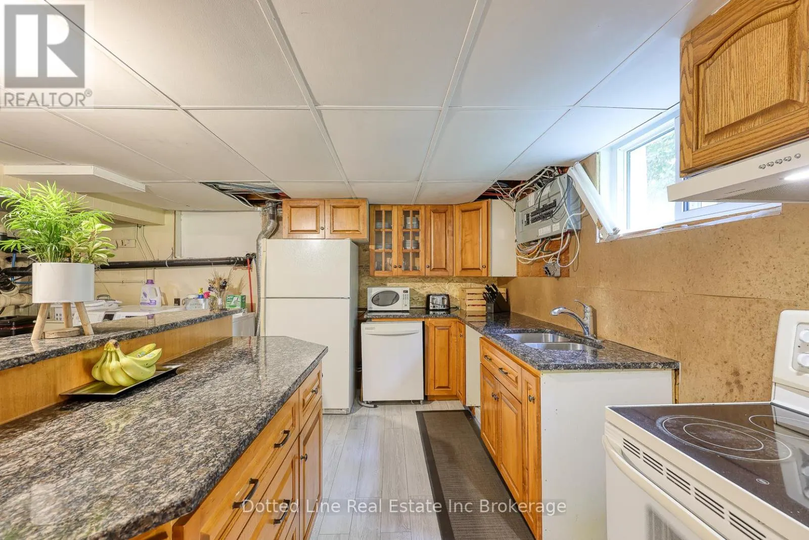 1424 BURFORD-DELHI TOWNLINE