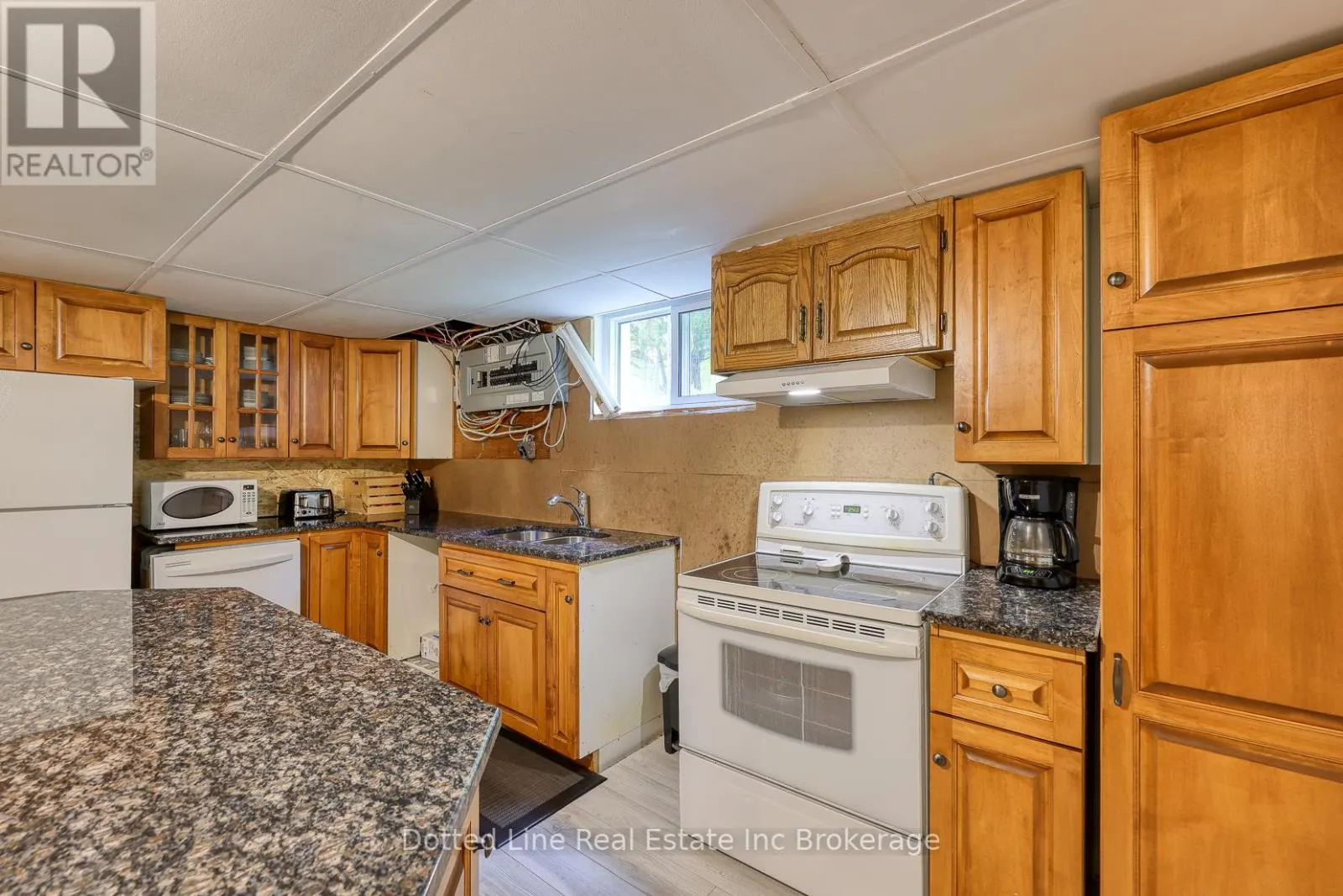 1424 BURFORD-DELHI TOWNLINE