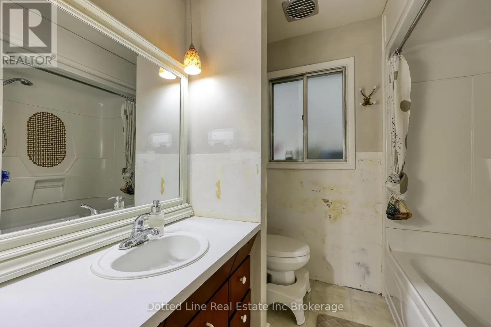 1424 BURFORD-DELHI TOWNLINE